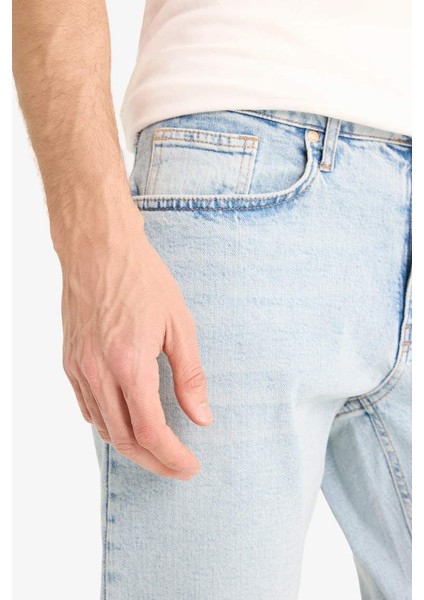 Yeni Sezon Slim Tapered Fit Dar Kalıp Normal Bel Daralan Paça Jean Pantolon indirimleri