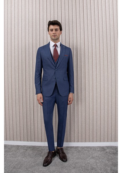 Erkek Likralı Slim Fit Sivri Yaka Yelekli Takım Elbise