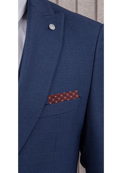Erkek Likralı Slim Fit Sivri Yaka Yelekli Takım Elbise