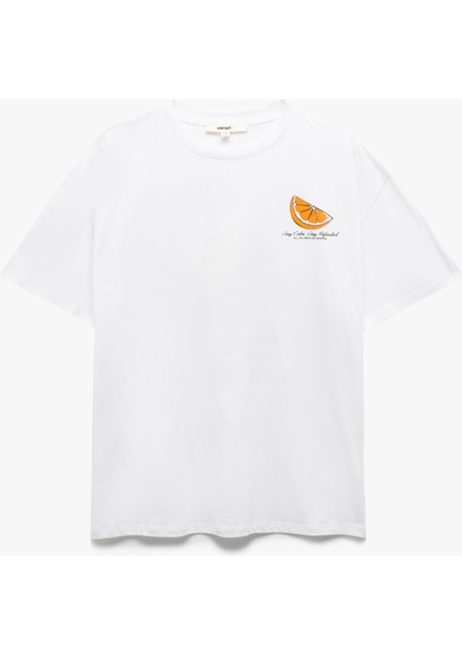 Yeni Sezon Kısa Kollu Bisiklet Yaka Pamuklu Arkası Limon Baskılı Oversize Kadın Tişört