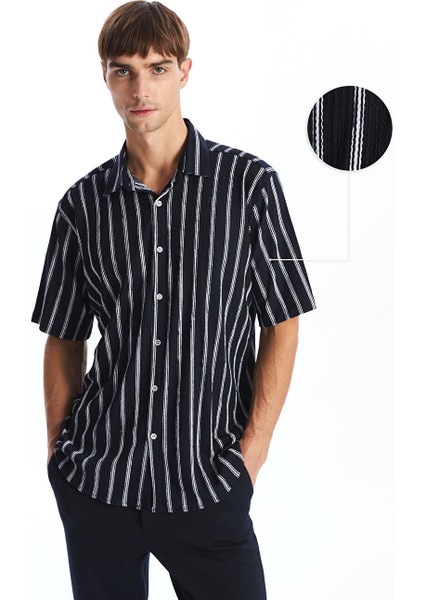 Yeni Sezon Regular Fit Kisa Kollu Cizgili Erkek Gomlek - S56046Z8