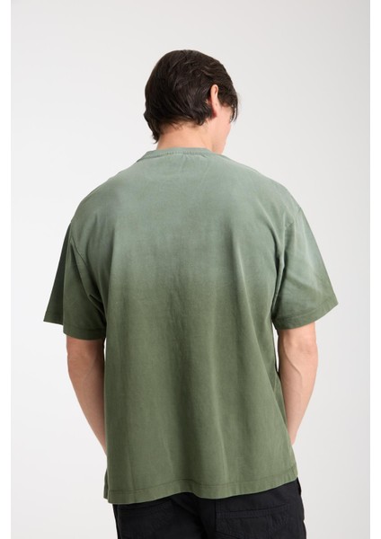 Erkek Bisiklet Yaka Pamuk Moon Baskılı T-Shirt - Modern ve Şık Spor Tarzı, Yazlık fırsatları