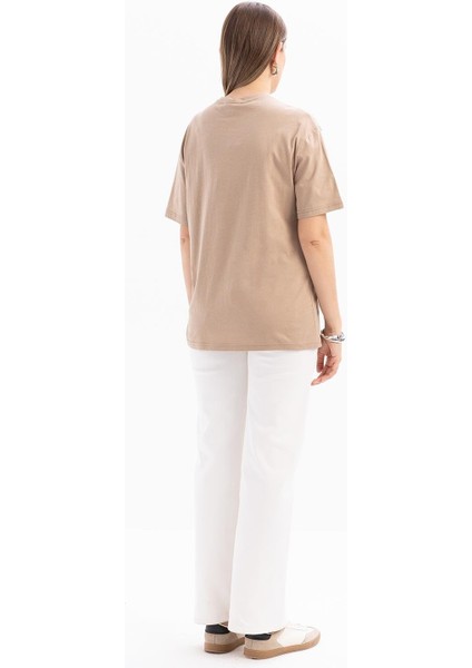 Vizon-Kısa Kollu Nakış Detaylı T-Shirt fırsatları