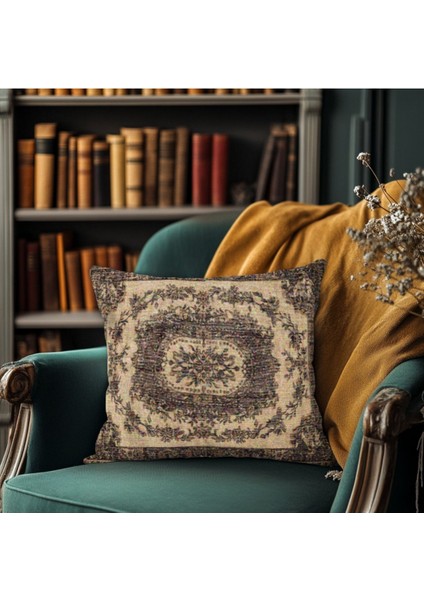 Etnik Tarzda Kilim Desenli Kırlent – Dekoratif Şıklık