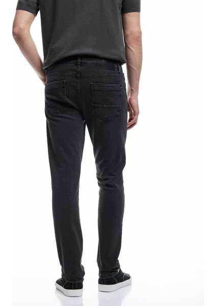 Yeni Sezon Normal Paça Pamuklu Cep Detaylı Slim Fit Jean Pantolon - Brad Jean