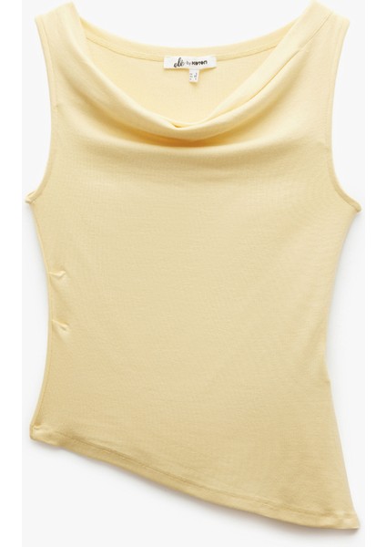 Yeni Sezon Slim Fit Degaje Yaka Asimetrik Kolsuz Viskon Bluz modelleri