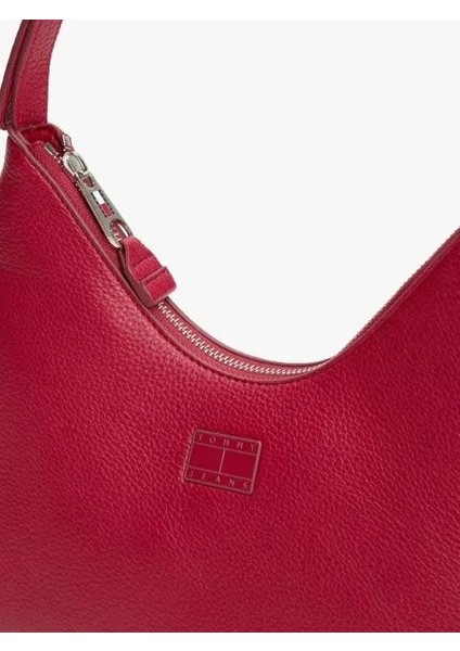 Tjw Must Shoulder Bag Kadın Kırmızı Omuz Çantası AW0AW17548XJ9 indirimleri
