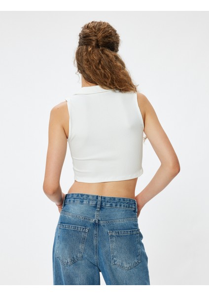 Yeni Sezon Crop Üst Polo Yaka Fermuar Detaylı Kolsuz Slim Fit fırsatları
