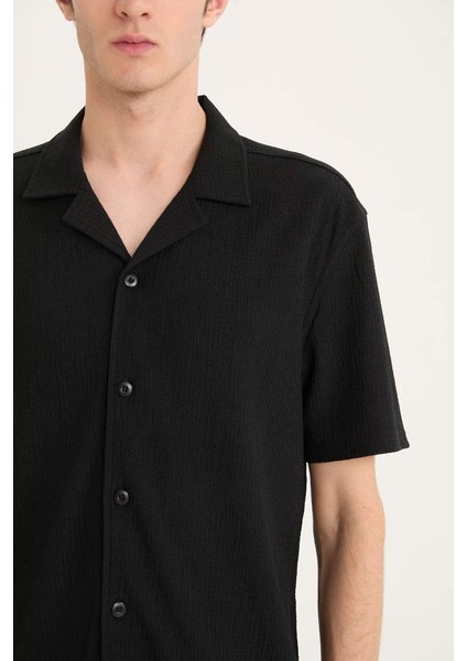 Yeni Sezon modern Fit Polo Yaka Dokulu Penye Kısa Kollu Siyah Gömlek indirimleri