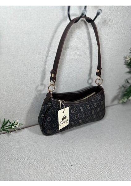 Kadın Farme Monogram Baget ve Çapraz Çanta fırsatları