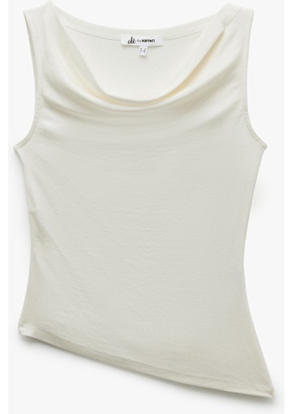 Yeni Sezon Slim Fit Degaje Yaka Asimetrik Kolsuz Viskon Bluz