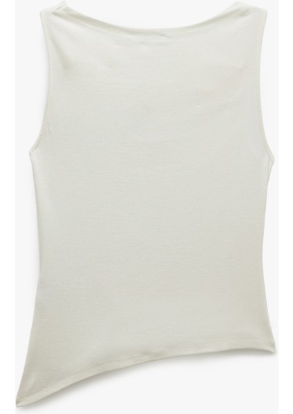 Yeni Sezon Slim Fit Degaje Yaka Asimetrik Kolsuz Viskon Bluz