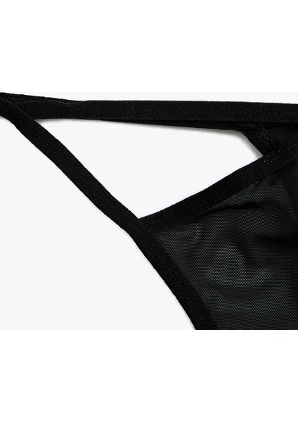Yeni Sezon Pencere Detaylı Tül String Külot