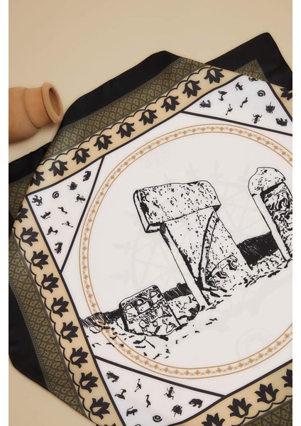 Yeni Sezon Kadın Göbeklitepe Temalı Fular