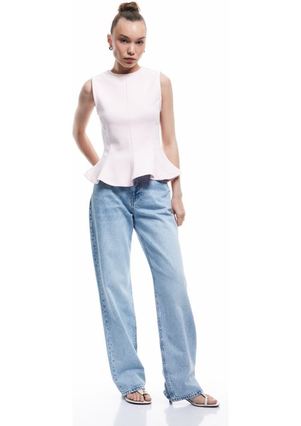 Yeni Sezon Pamuklu Slim Fit Bisiklet Yaka Volanlı Kolsuz Bluz fiyatları