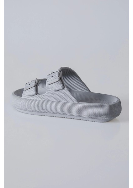 Buz Yüksek Tabanlı Çift Tokalı Erkek Terlik -89302 modelleri