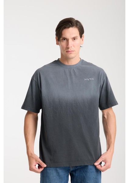 Erkek Bisiklet Yaka Pamuk Moon Baskılı T-Shirt - Modern ve Şık Spor Tarzı, Yazlık