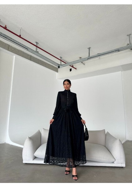 Ithal Tül Kumaş Dantel Detaylı Astarlı Elbise(Kuşak Dahildir)