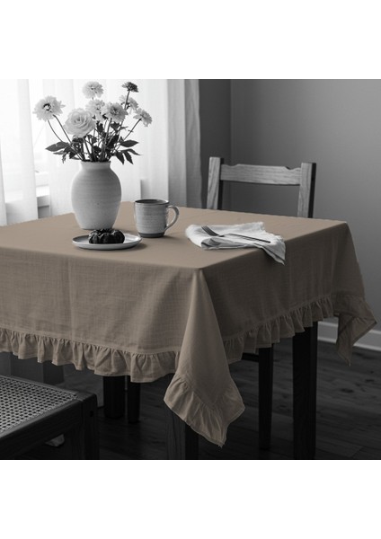 Fırfırlı Ranforce Kumaş Masa Örtüsü