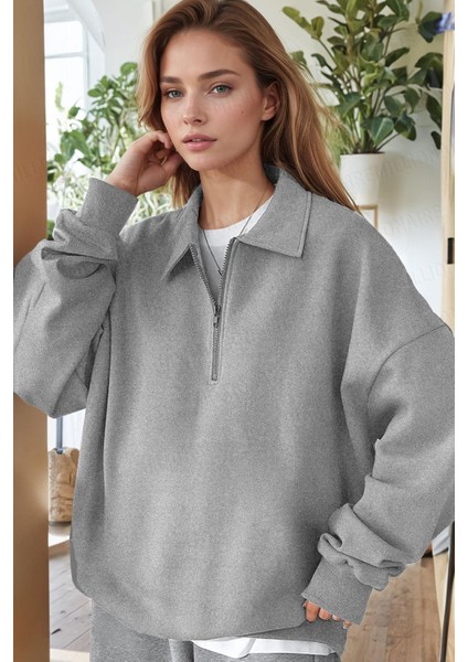 Kadın Gri Yarım Fermuar Polo Yaka 3 Iplik Içi Polarlı Şardonlu Oversize Sweatshirt modelleri