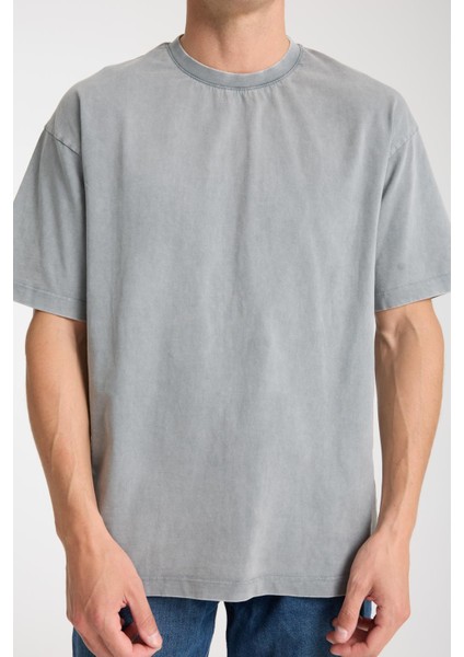 Erkek Pamuk Bisiklet Yaka Oversize T-Shirt - Yazlık Rahat ve Trendy Tarz modelleri