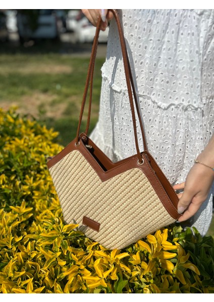 Kadın Hasır Fular Detay Omuz Askılı Çanta fiyatları