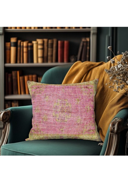 Pembe Etnik Desenli Baskı Kırlent Kılıfı