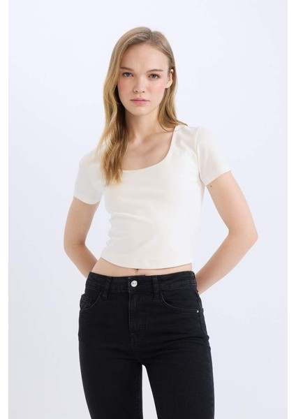 Yeni Sezon Fitted U Yaka Basic Düz Kısa Kollu Tişört modelleri