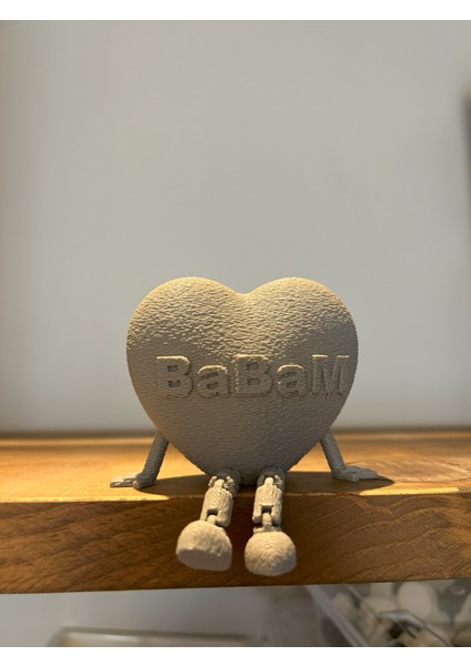 Babam Yazılı Ayaklı Kalp Figürü - Babalar Günü Hediyelik Obje –sallanan Ayaklı Kalp 3D Baskı