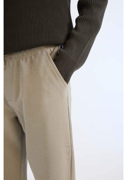 Yeni Sezon Jogger Pantolon Esnek Basic Düz Beli Bağcıklı Cepli Düz Paça indirimleri