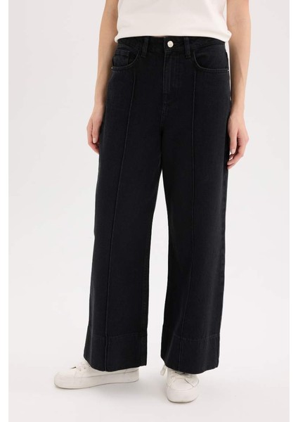 Yeni Sezon Kısa Geniş Paça Yüksek Bel Crop Jean Yıkamalı Pantolon