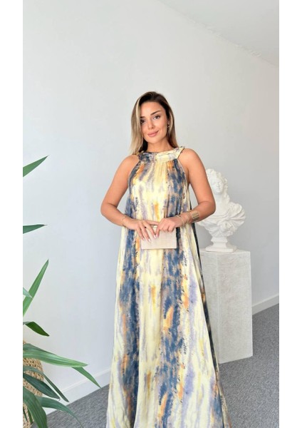 Batik Desen Halter Yaka Elbise