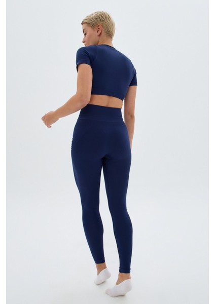 Kumo Kısa Crop Top Lacivert fiyatları