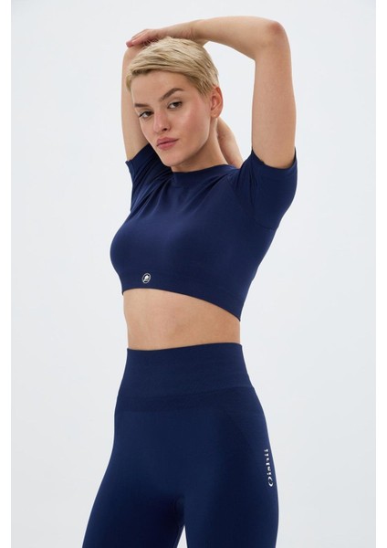 Kumo Kısa Crop Top Lacivert fırsatları