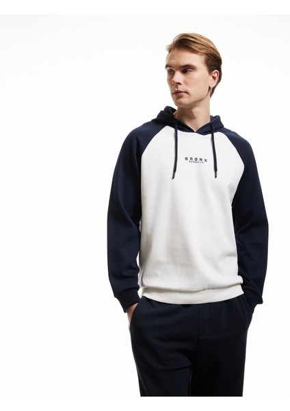 Yeni Sezon Uzun Kollu Renk Kontrastlı Baskılı Kapşonlu Sweatshirt