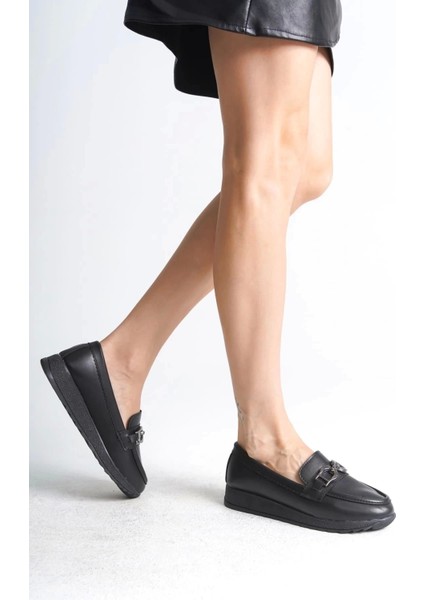 Gıselle-Sıyah-Tokalı-Cılt-St