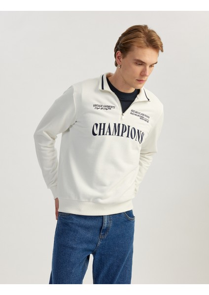 Yeni Sezon Yarım Fermuarlı Işlemeli Uzun Kollu Sweatshirt