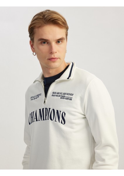 Yeni Sezon Yarım Fermuarlı Işlemeli Uzun Kollu Sweatshirt