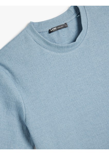 Yeni Sezon Kısa Kollu Pamuklu Regular Fit Bisiklet Yaka Tişört modelleri