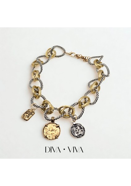 - Dual Medallion Kadın Büyük Halka Zincir Kolye
