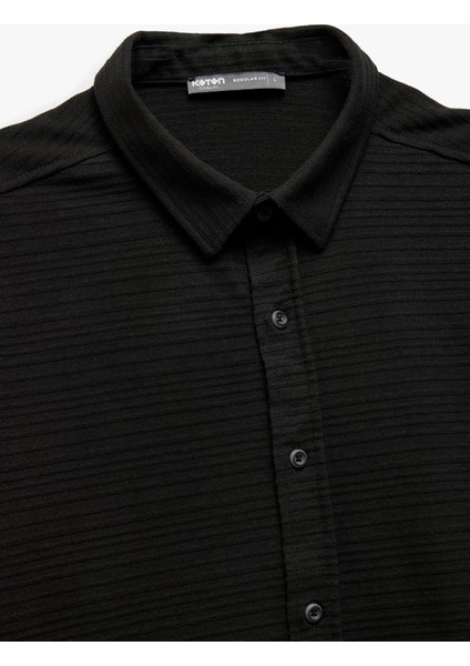 Yeni Sezon Düğmeli Yaka Dokulu Regular Fit Klasik Kısa Kollu Gömlek indirimleri