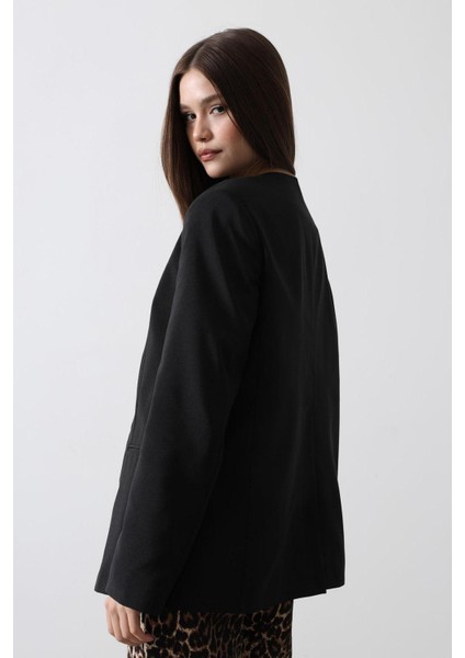Önden Bağlamalı Blazer Ceket