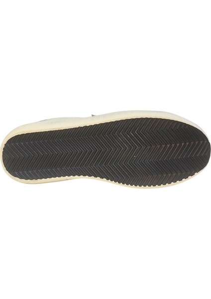 Kadın Goose Model Yıldız Detaylı Gülük %100 Deri Sneakers Ayakkabı 25NW00401