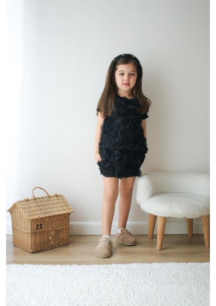 Çiçek Işleme Detaylı Kız Çocuktakım fiyatları