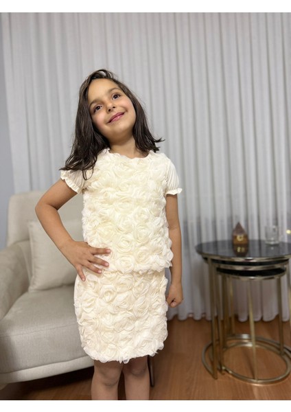 Çiçek Işleme Detaylı Kız Çocuktakım modelleri