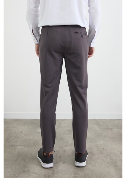 Beli Bağlamalı Cepli Jogger Pantolon
