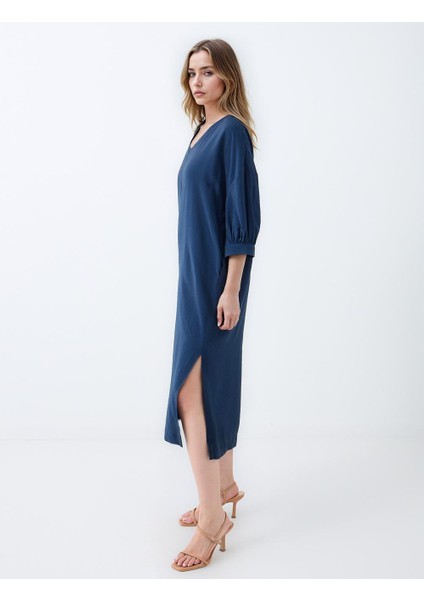 Lacivert V Yaka Truvakar Kol Dokuma Midi Elbise modelleri