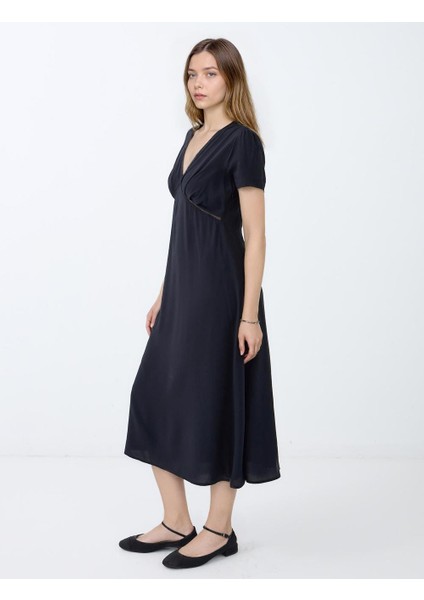 Siyah V Yaka Kısa Kollu Midi Dokuma Elbise fiyatları