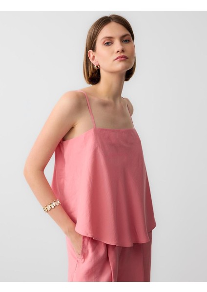 Pembe Askılı Düz Yaka Kısa Dokuma Bluz fırsatları