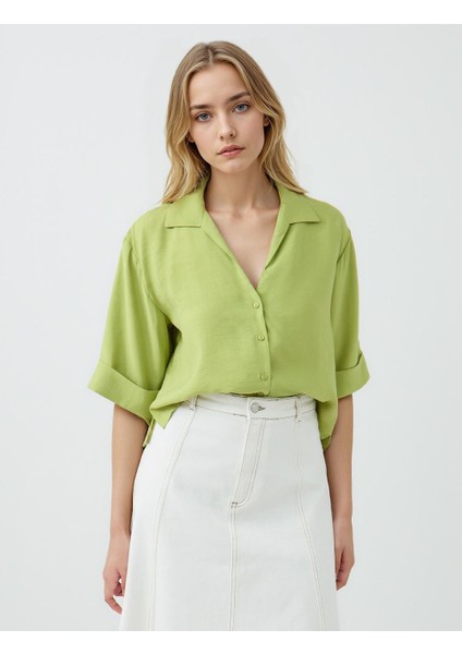 Yeşil Düz Kesim Dirsek Kol Kısa Dokuma Gömlek